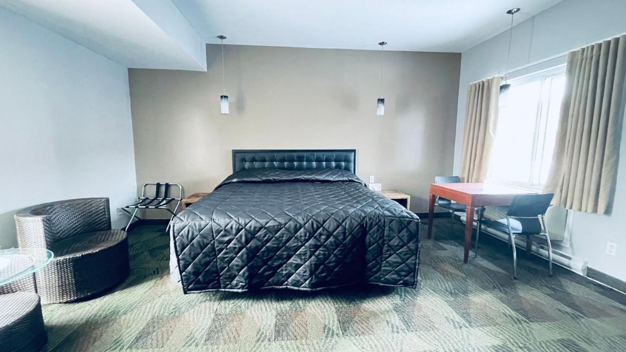 Motel Falcon Brossard Exterior foto