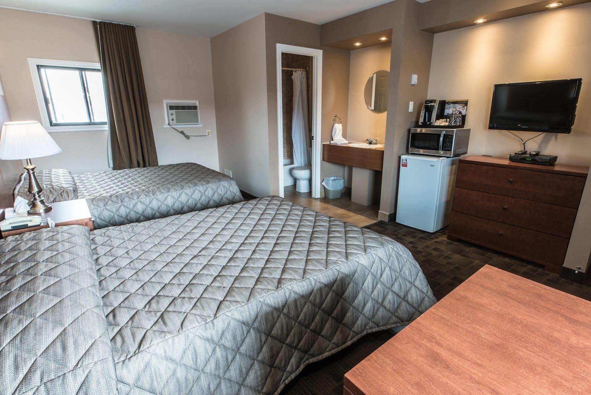 Motel Falcon Brossard Exterior foto